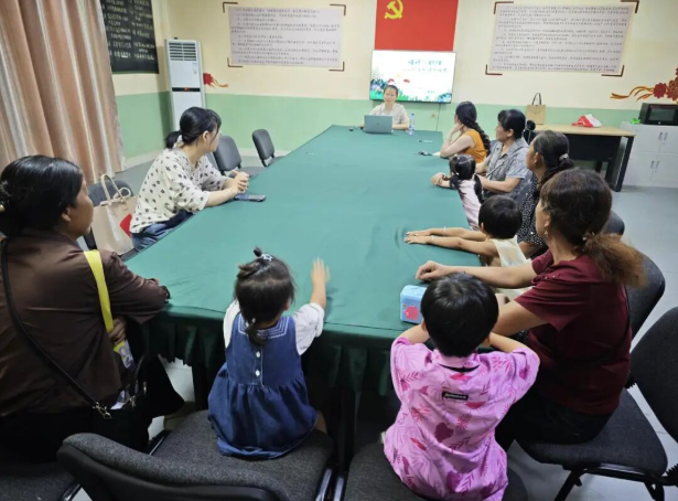 家长教育新格局让每个家庭困有所解让每个孩子向阳成长 家长教育新格局让每个家庭困有所解让每个孩子向阳成长